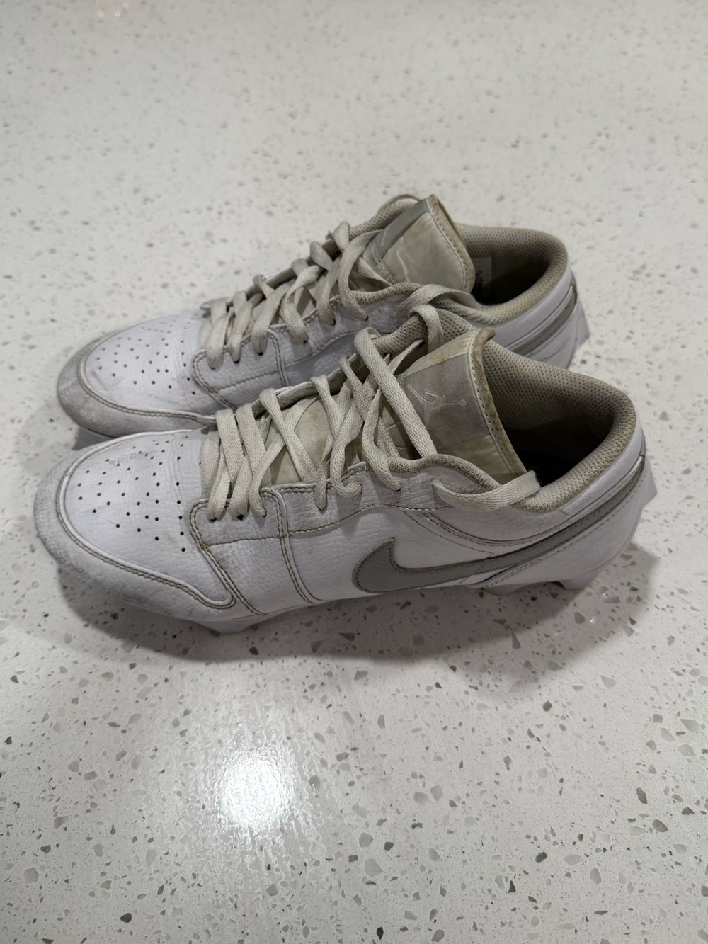 Jordan 1 Low Football Cleats White Silver Men’s Size 10 FJ6245-100